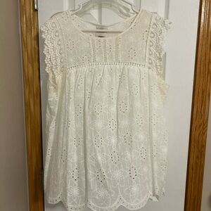 Knox Rose Cream Lace Sleeveless Blouse
